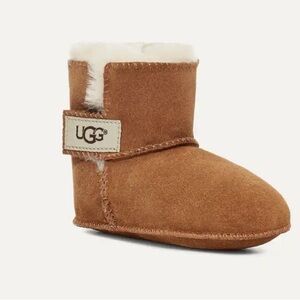 SOLD OUT - PRISTINE UGG ERIN XS BOOTIE IN CLASSIC CHESTNUT